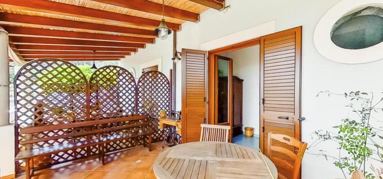 Casa Vacanza Artemis Lipari  Exterior foto